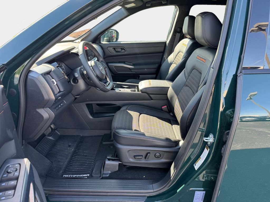 Used 2025 Nissan Pathfinder Rock Creek AWD/4WD image 12
