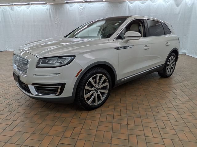 Used 2019 Lincoln Nautilus Select AWD/4WD image 3