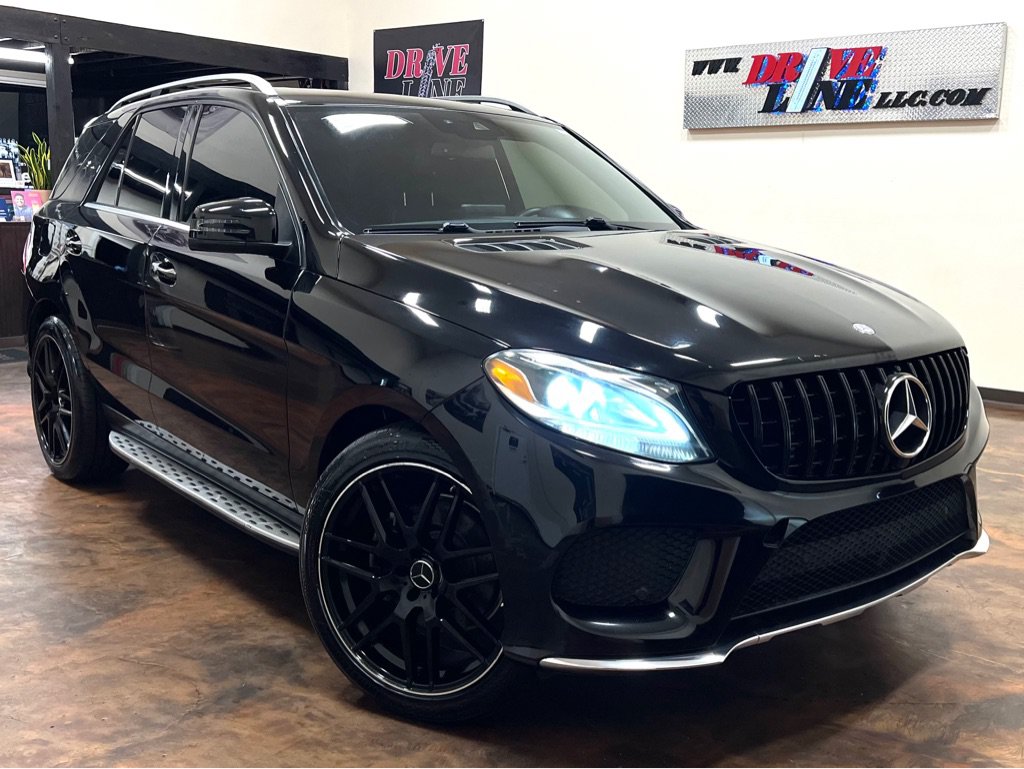 Used 2016 Mercedes-Benz GLE 300d 4MATIC image 1