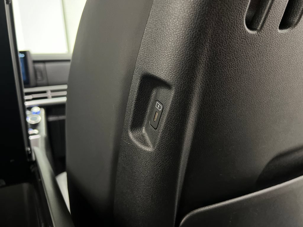 Used 2026 Hyundai Santa Fe SEL FWD image 31