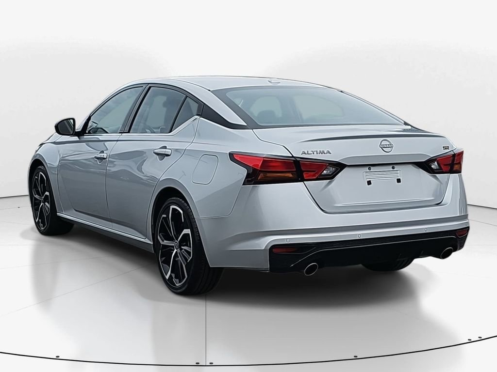 Used 2023 Nissan Altima 2.5 SR image 7