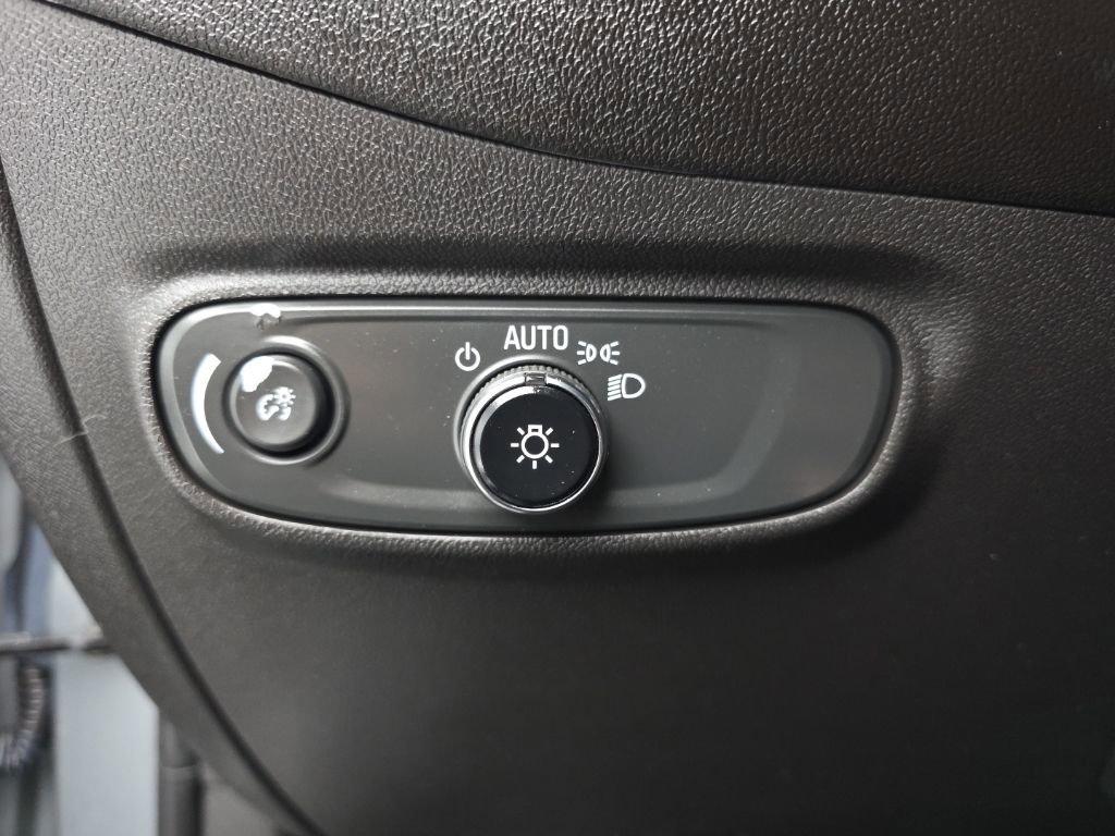 Certified 2023 Chevrolet Equinox RS image 25