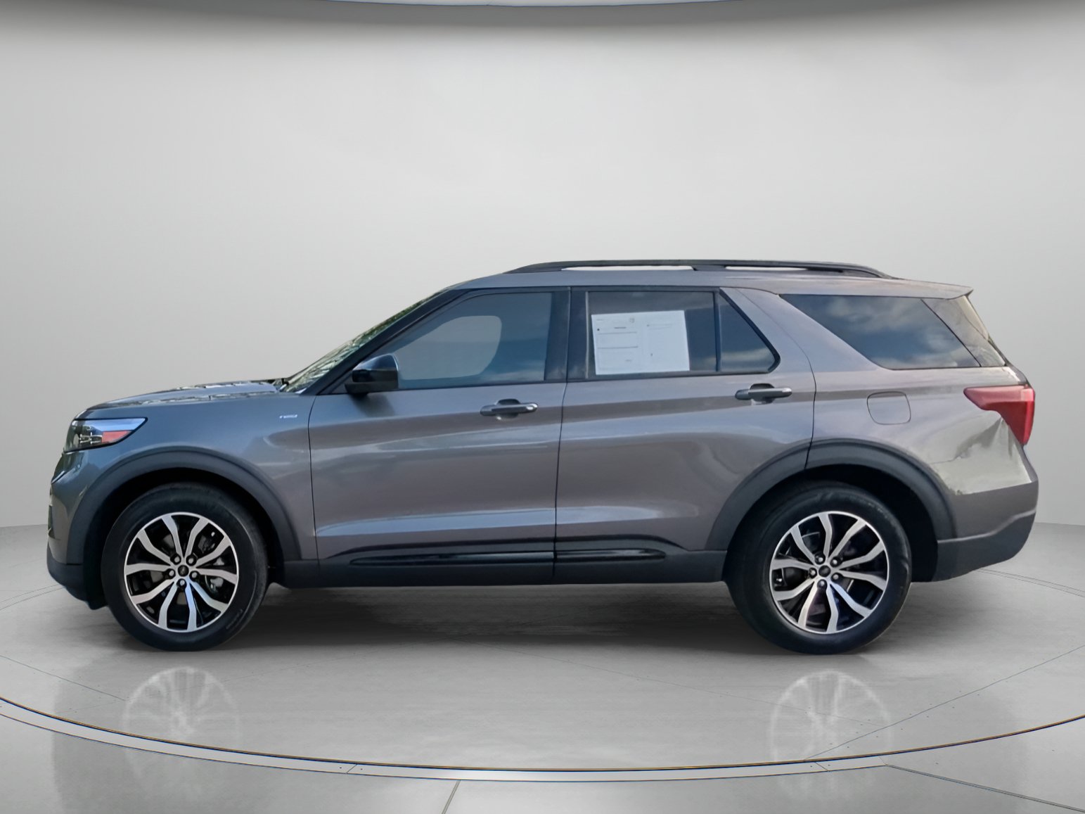 Certified 2023 Ford Explorer ST-Line w/ Class IV Trailer Tow Package RWD image 16