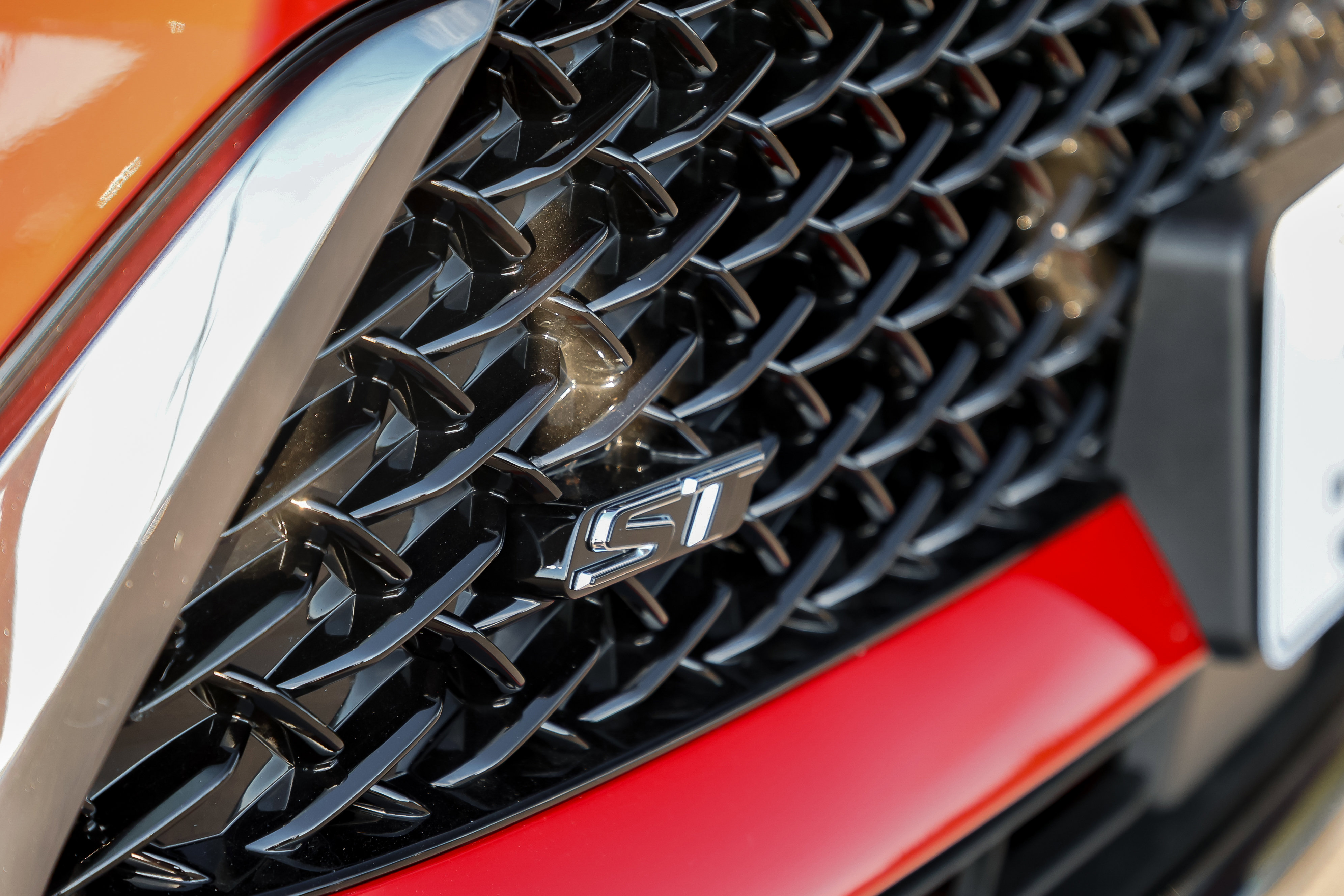 New 2025 Buick Envision Sport Touring image 4