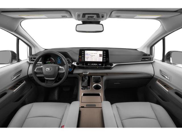Used 2021 Toyota Sienna XLE w/ XLE Plus Package FWD image 11