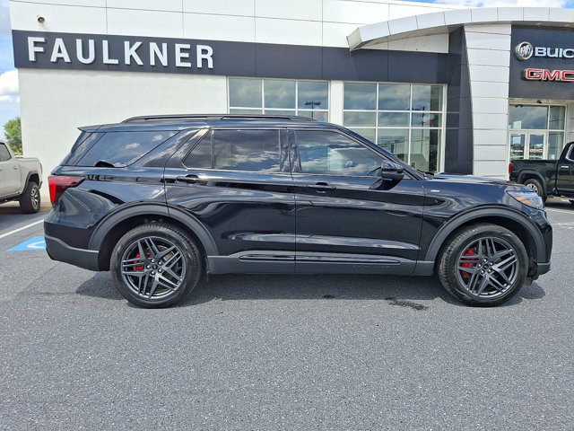 Used 2025 Ford Explorer ST-Line w/ Premium Package AWD/4WD image 8