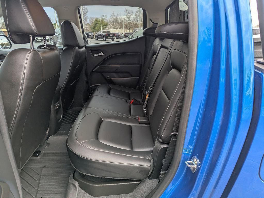Used 2022 Chevrolet Colorado ZR2 w/ ZR2 Dusk Special Edition image 17