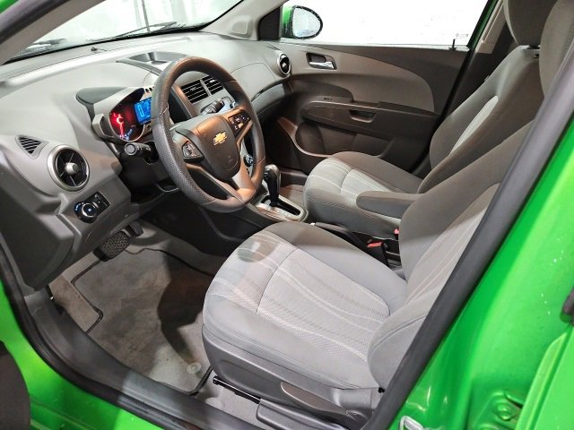 Used 2015 Chevrolet Sonic LT image 10
