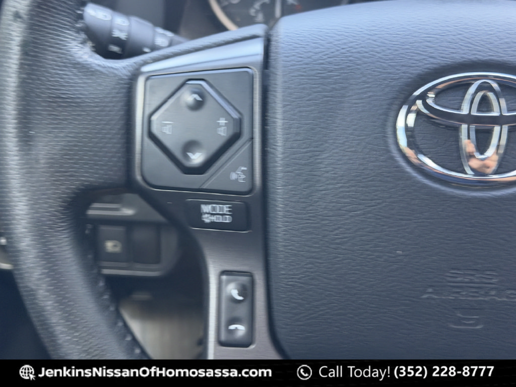 Used 2019 Toyota Tacoma TRD Sport RWD image 40