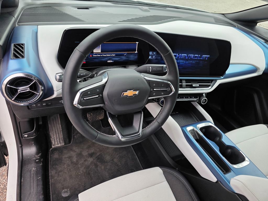 Certified 2025 Chevrolet Equinox EV LT image 15