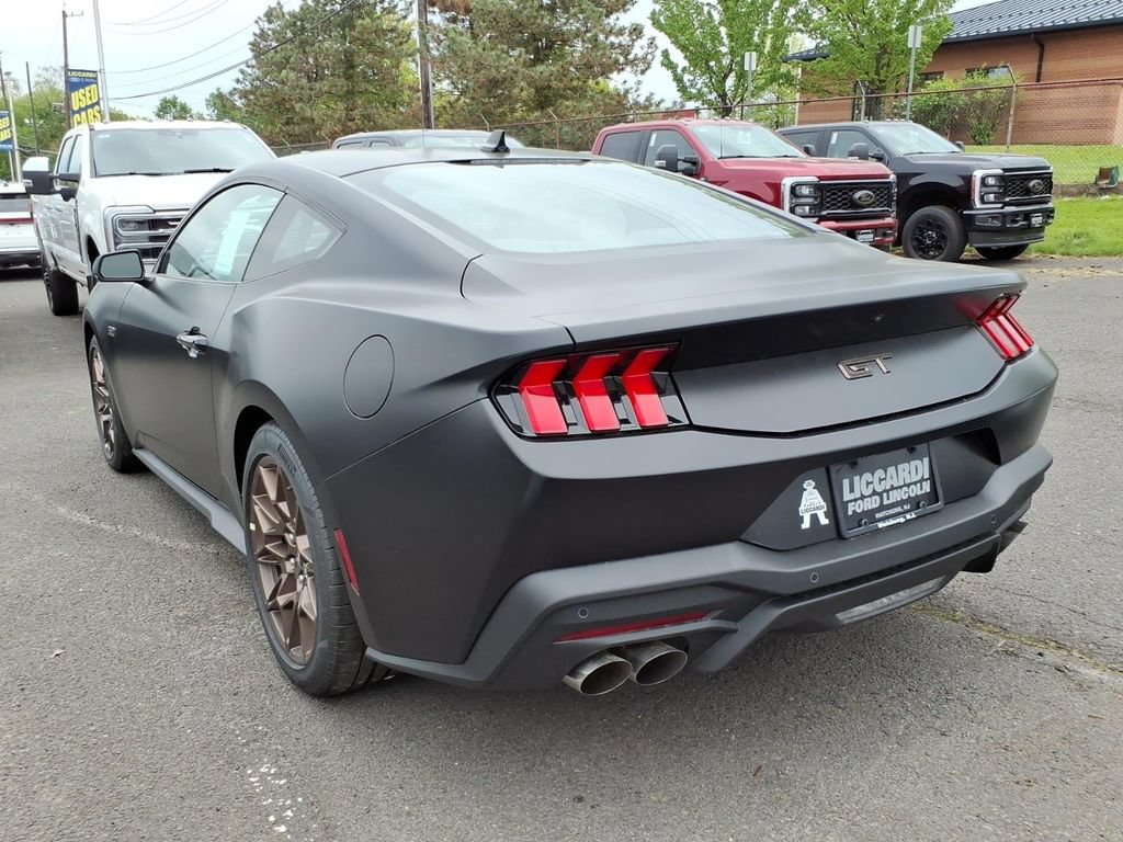 New 2026 Ford Mustang GT Premium w/ GT Performance Package RWD image 4