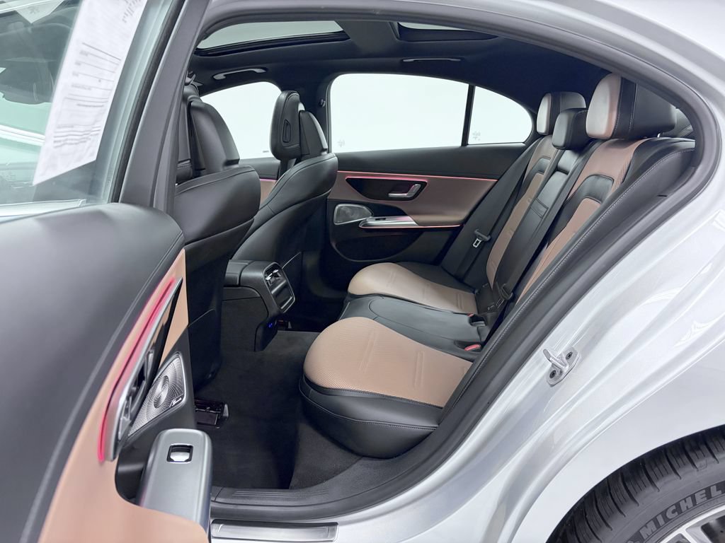 Used 2025 Mercedes-Benz E 53 AMG e 4MATIC Sedan image 17