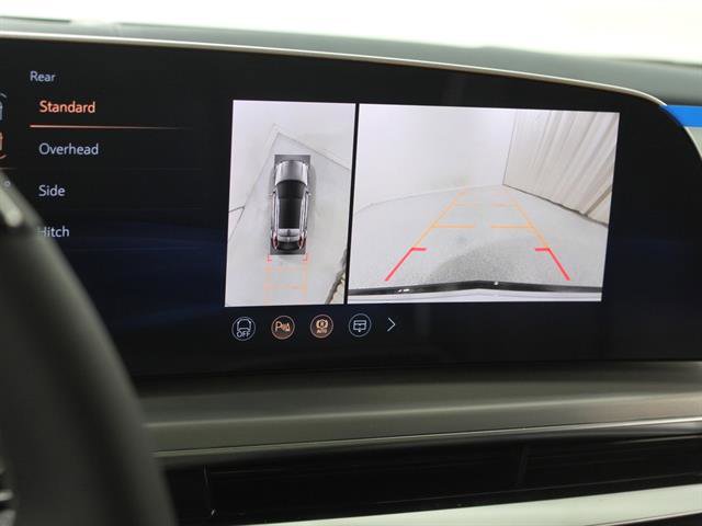 New 2026 Cadillac Lyriq Signature Sport image 15