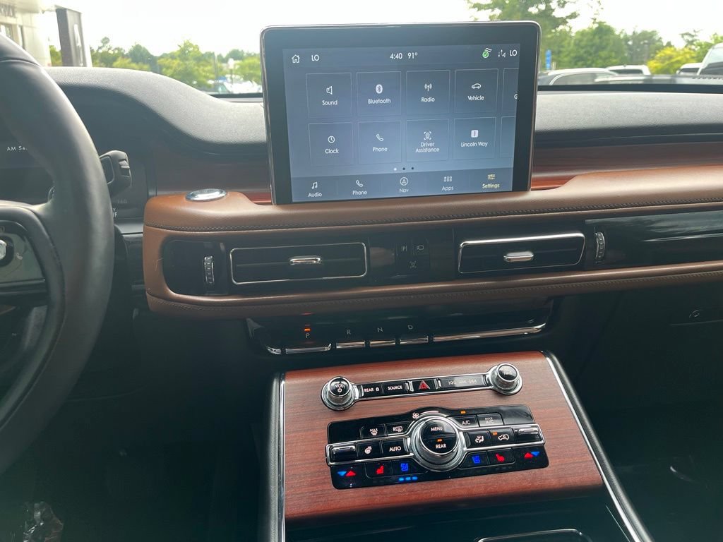 Certified 2023 Lincoln Aviator Reserve w/ Equipment Group 201A AWD/4WD image 32
