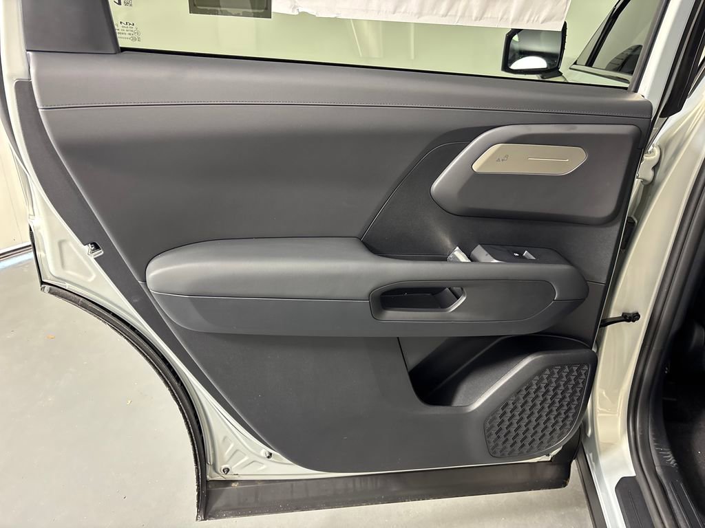 New 2027 Kia Telluride S image 30