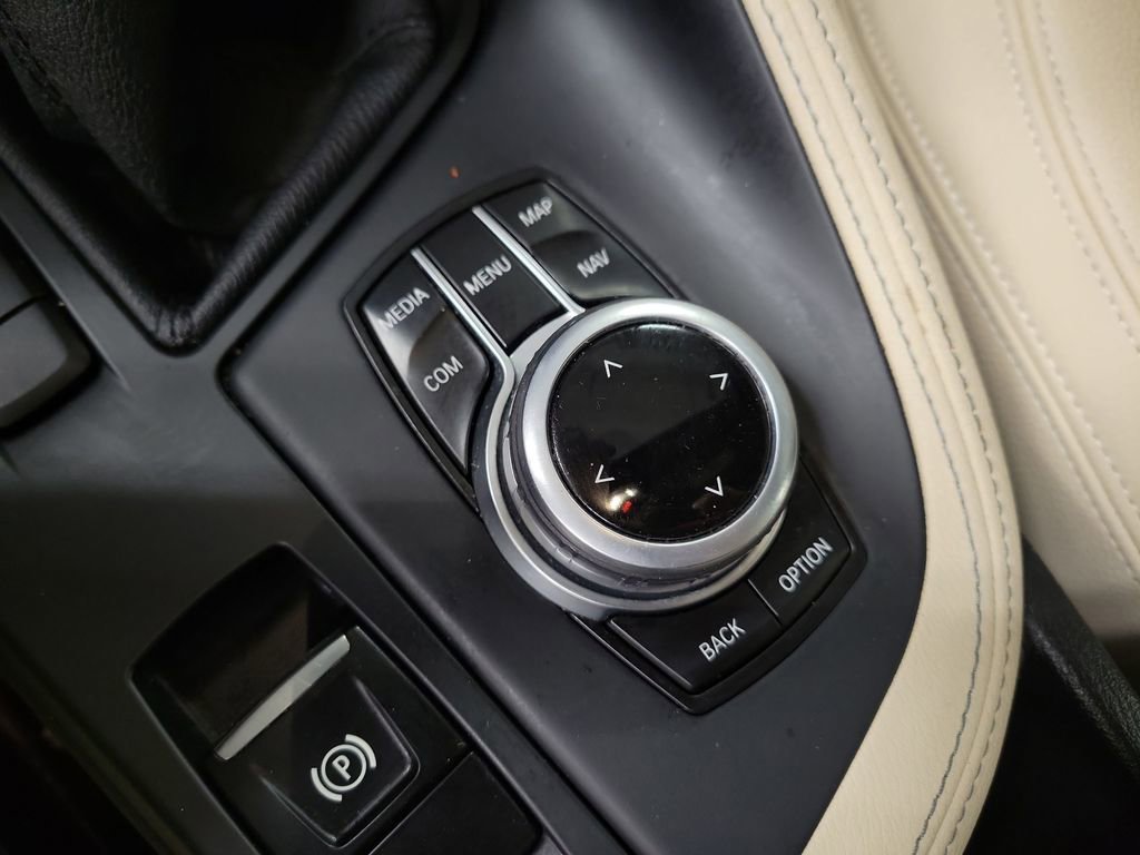 Used 2018 BMW X1 sDrive28i FWD image 16