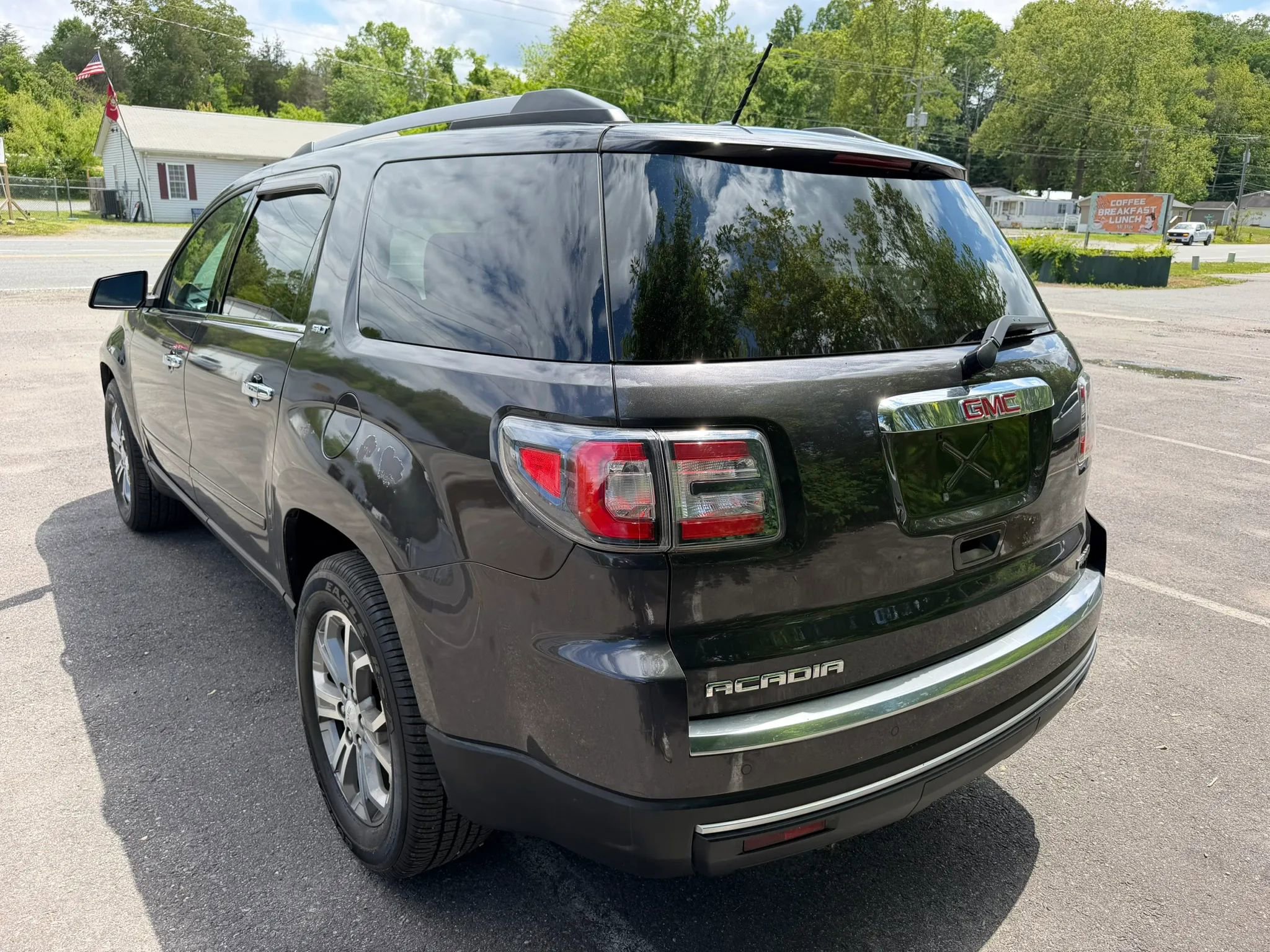 Used 2015 GMC Acadia SLT AWD/4WD image 11