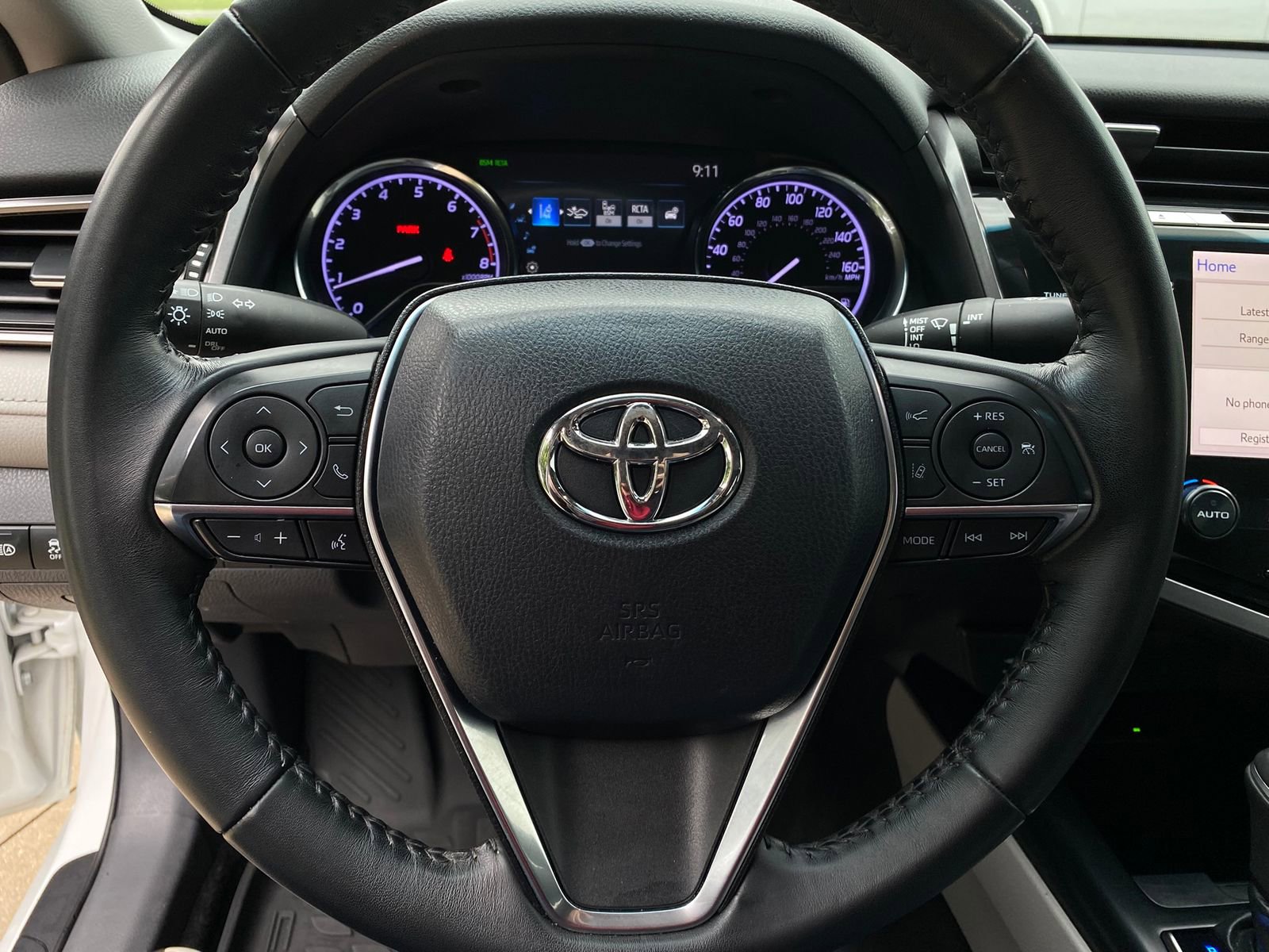 Used 2019 Toyota Camry XLE FWD image 21