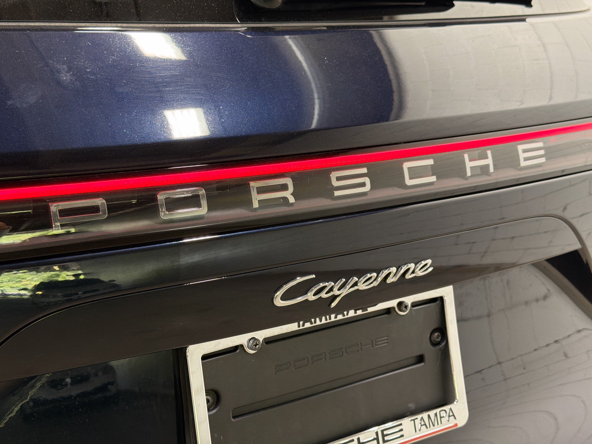 Certified 2020 Porsche Cayenne AWD/4WD image 12