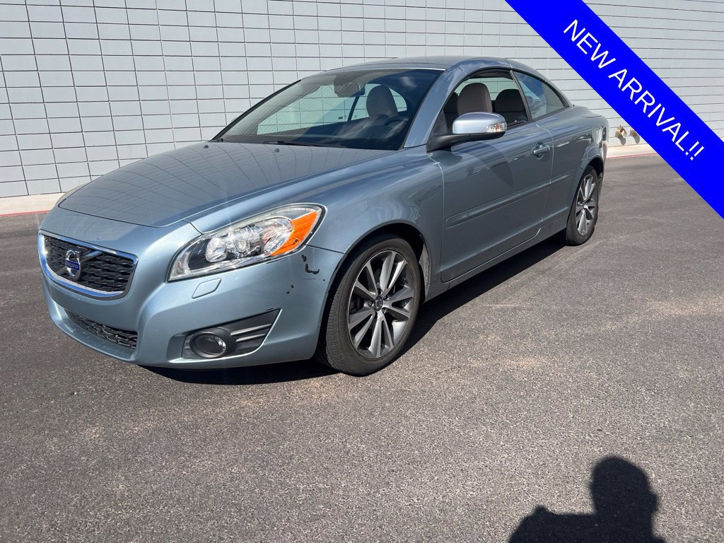 Used 2012 Volvo C70 T5 FWD image 3