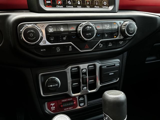 Used 2023 Jeep Gladiator Rubicon w/ LED Lighting Group AWD/4WD image 19