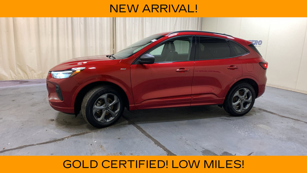 Used 2024 Ford Escape ST-Line w/ Tech Pack #1 AWD/4WD image 6