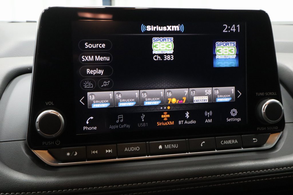 Certified 2025 Nissan Rogue SV image 2