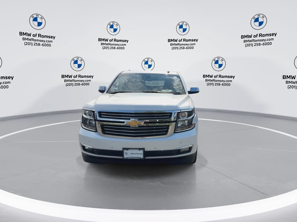 Used 2019 Chevrolet Suburban Premier AWD/4WD image 3