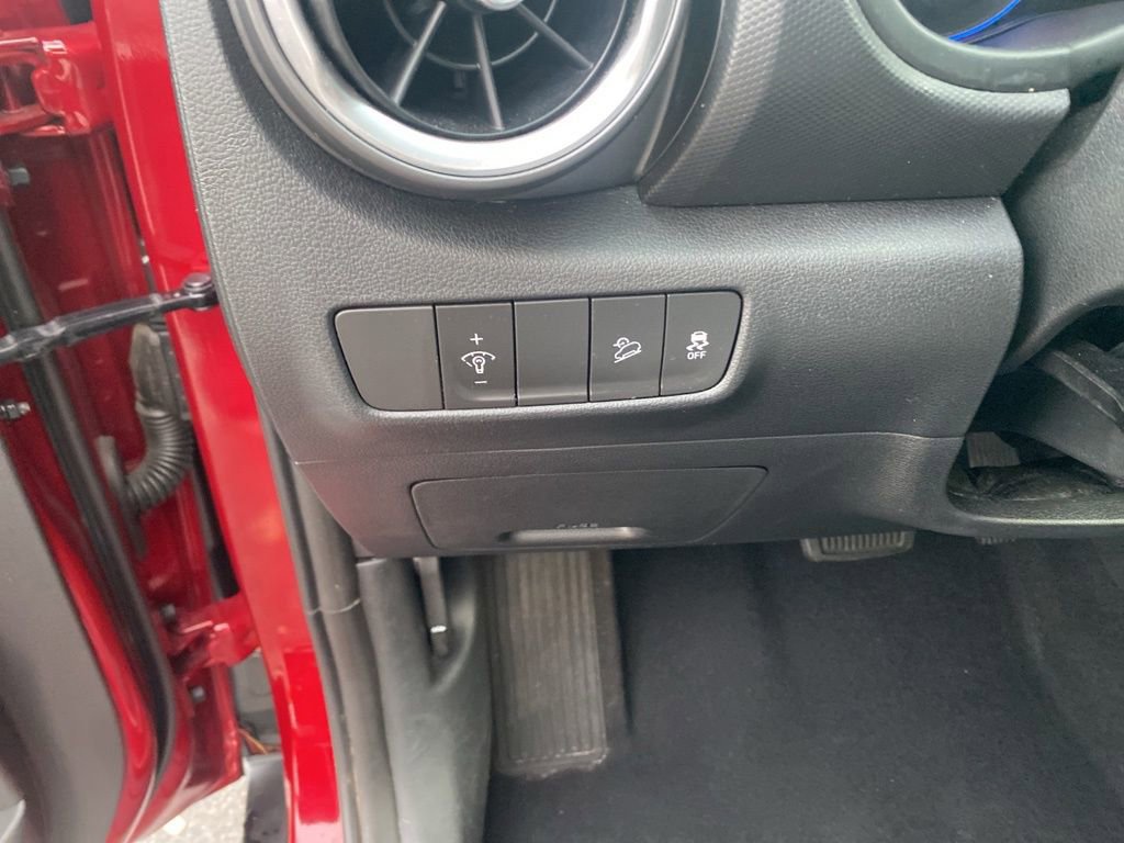 Used 2023 Hyundai Kona SEL image 15