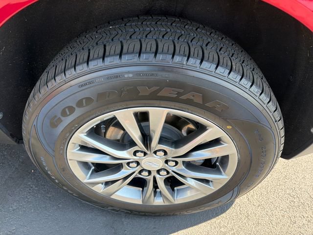 Certified 2021 Cadillac XT5 Premium Luxury AWD/4WD image 24
