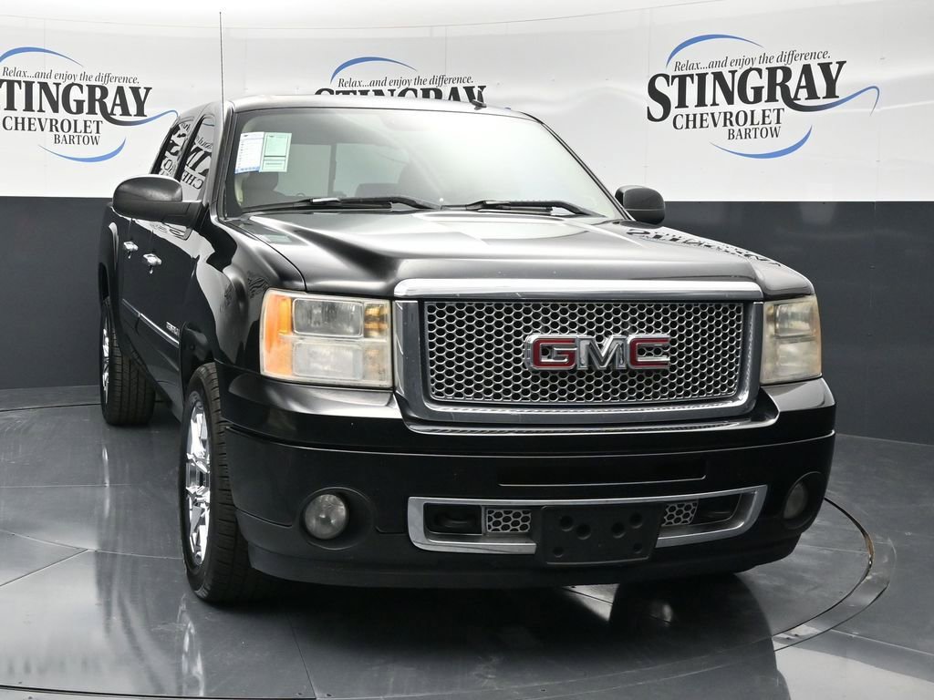 Used 2007 GMC Sierra 1500 Denali image 2