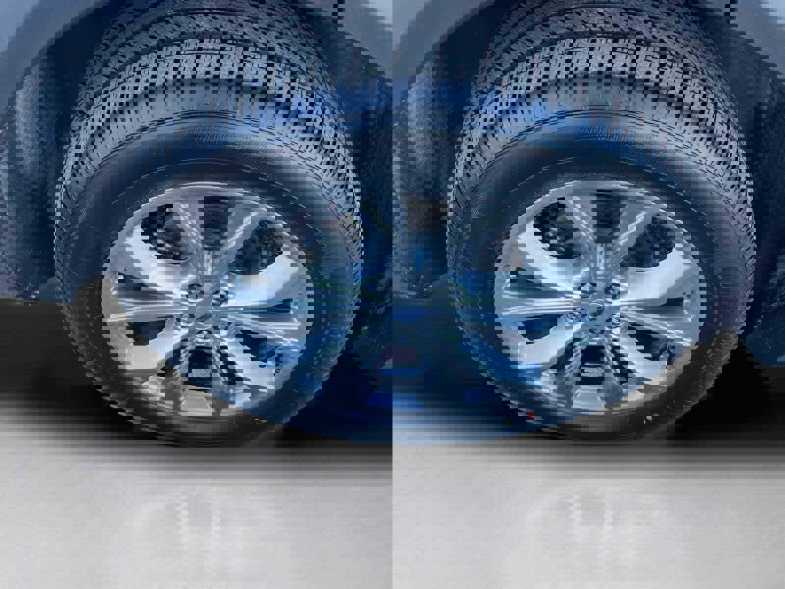 Used 2021 Ford Explorer Limited w/ Equipment Group 301A image 10