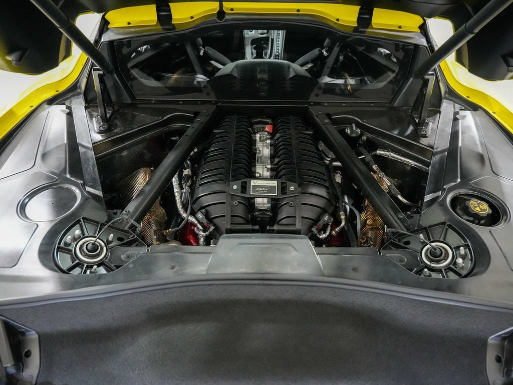 Used 2023 Chevrolet Corvette Z06 RWD image 32