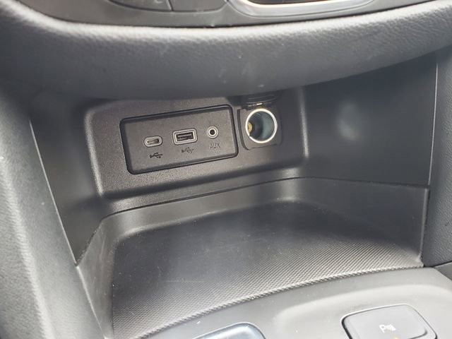 Certified 2023 Chevrolet Equinox LT FWD image 32