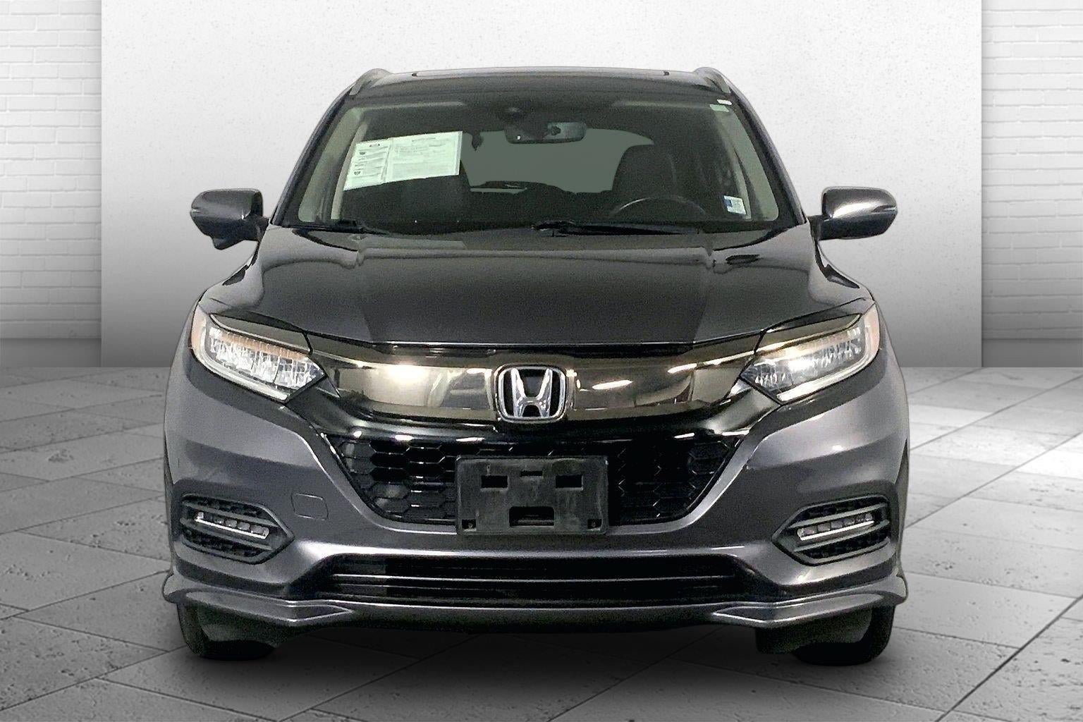 Used 2019 Honda HR-V Touring image 2