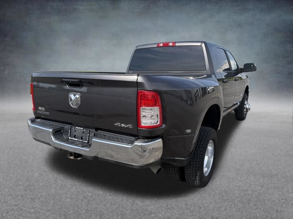 Used 2022 RAM 3500 Big Horn w/ Protection Group AWD/4WD image 5