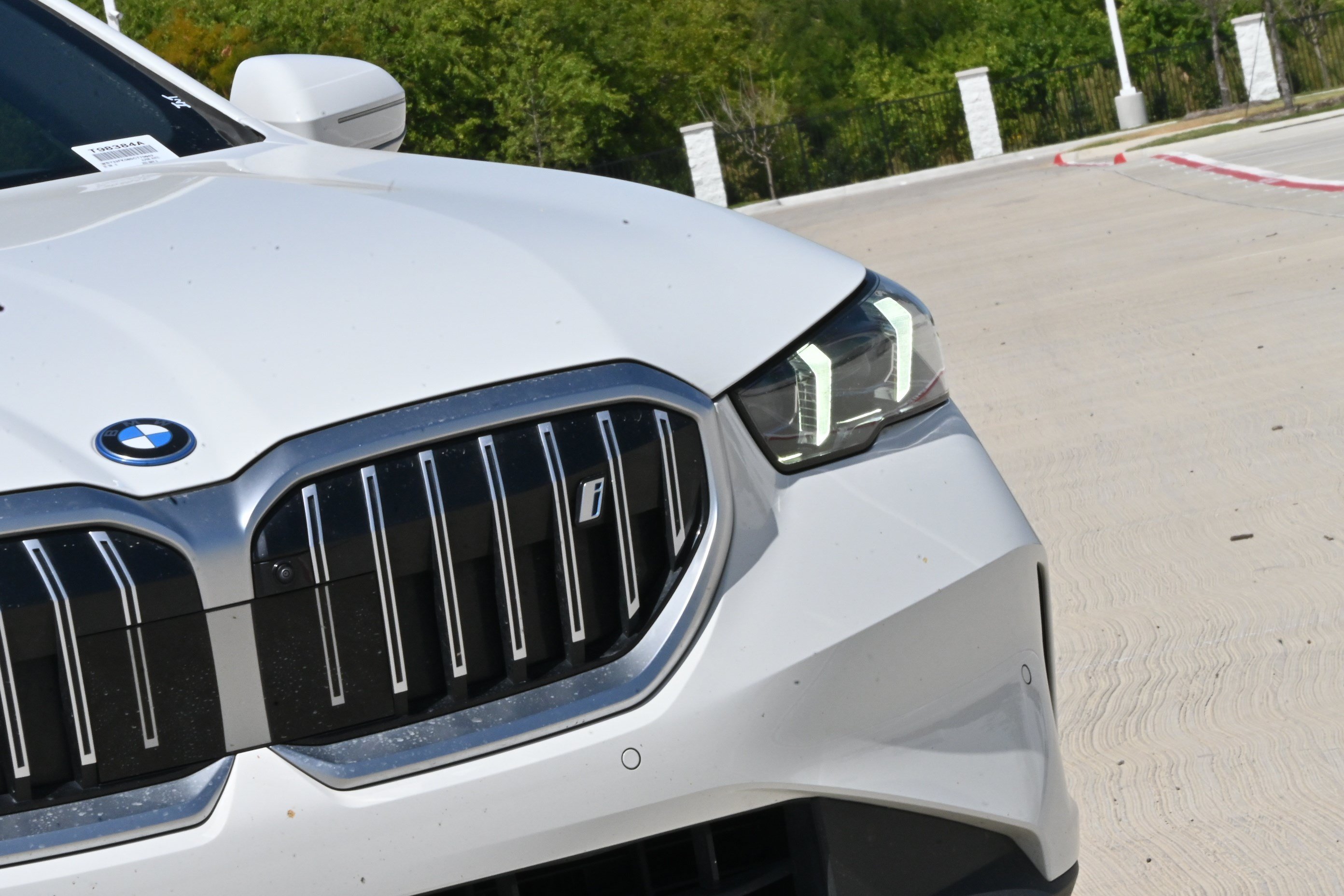 Used 2025 BMW i5 eDrive40i w/ Executive Package RWD image 10