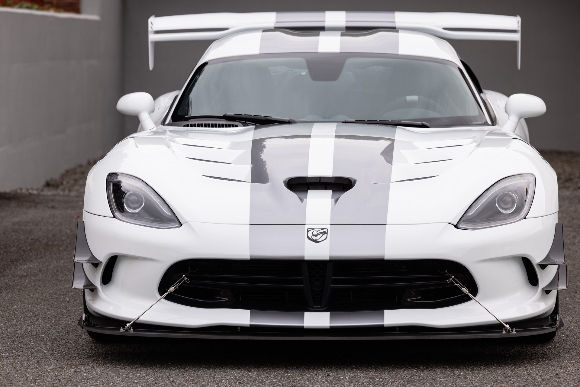 Used 2017 Dodge Viper ACR w/ Extreme Aero Package RWD image 29