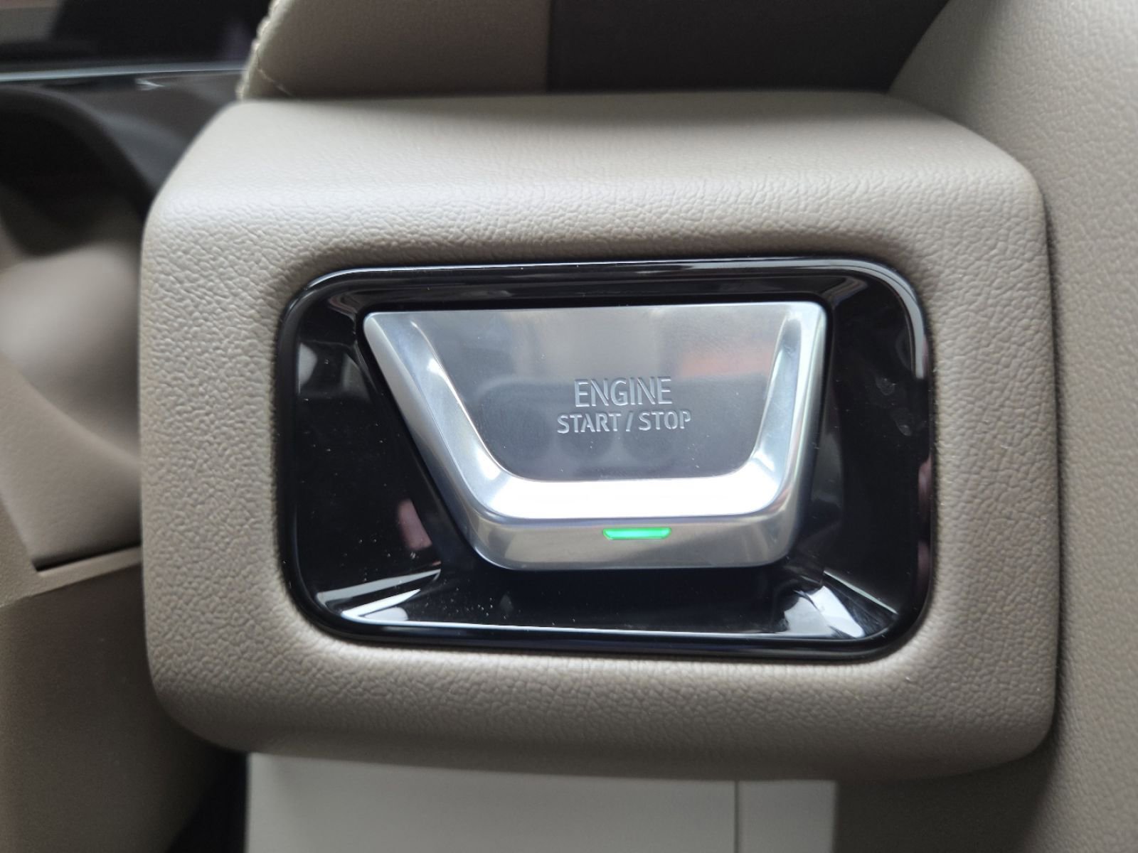 New 2026 GMC Yukon XL Denali image 11