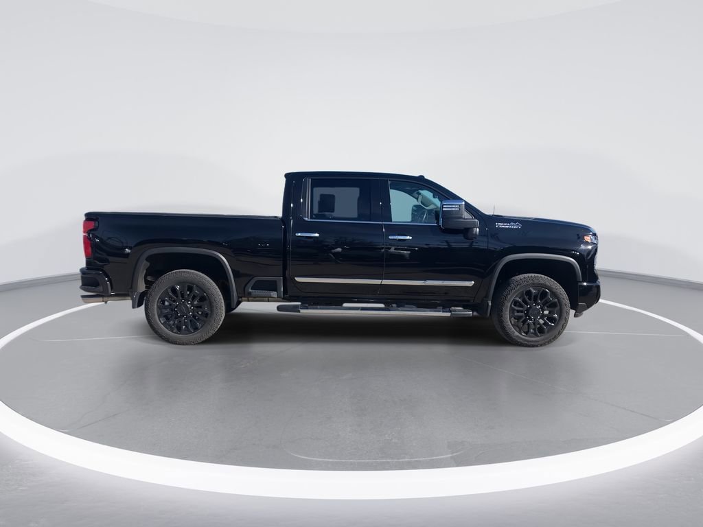 Used 2025 Chevrolet Silverado 2500 High Country w/ High Country Premium Package image 9