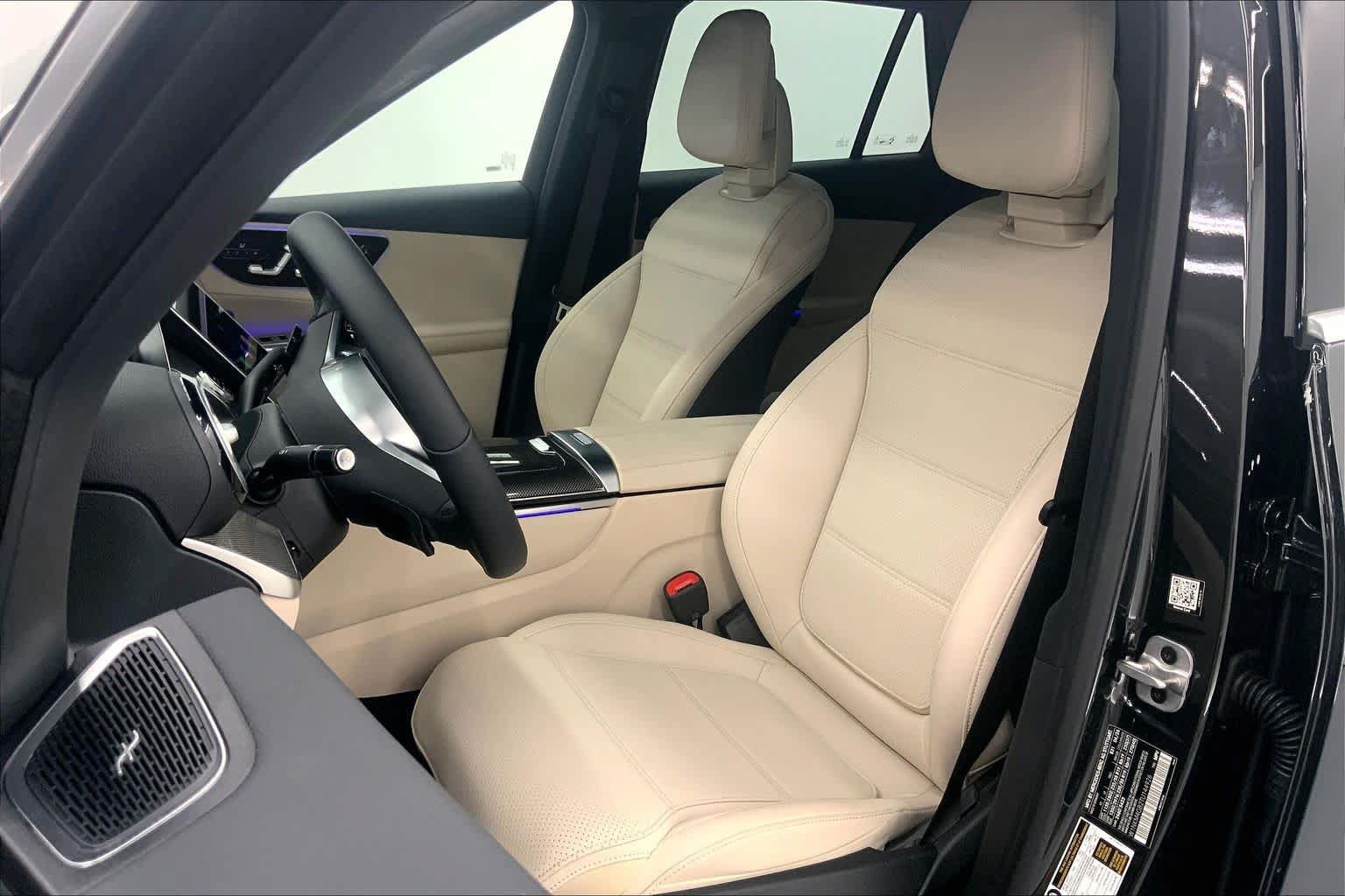 New 2026 Mercedes-Benz GLC 300 image 22