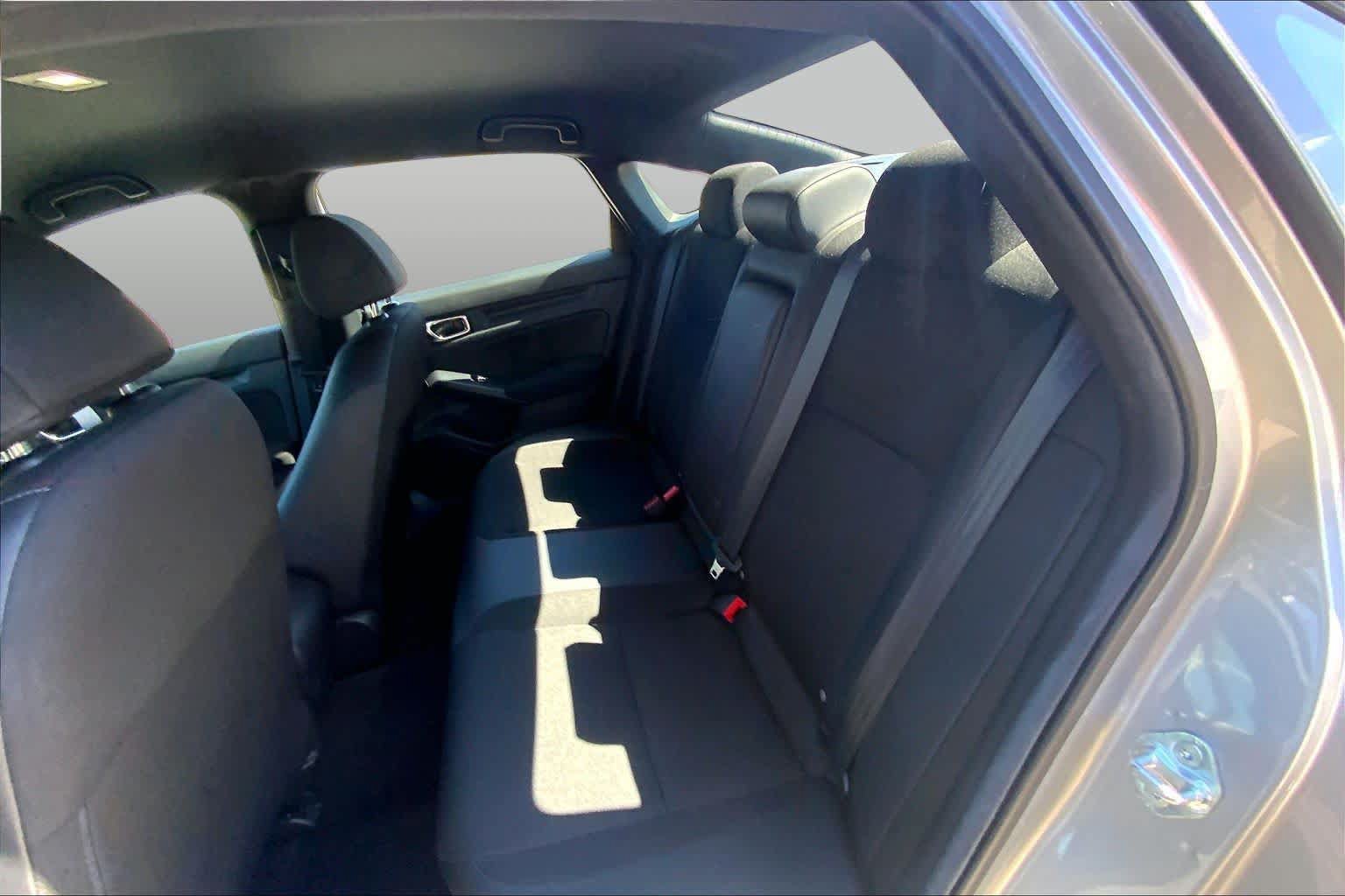 Used 2025 Honda Civic Sport image 19