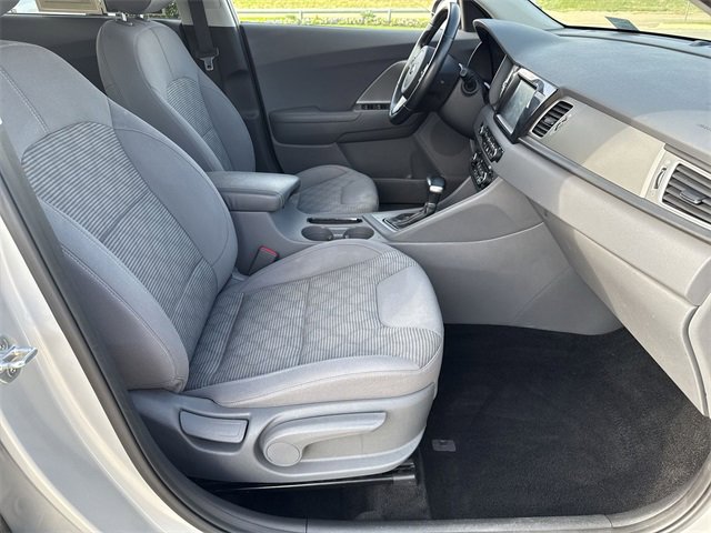 Used 2019 Kia Niro LX image 14