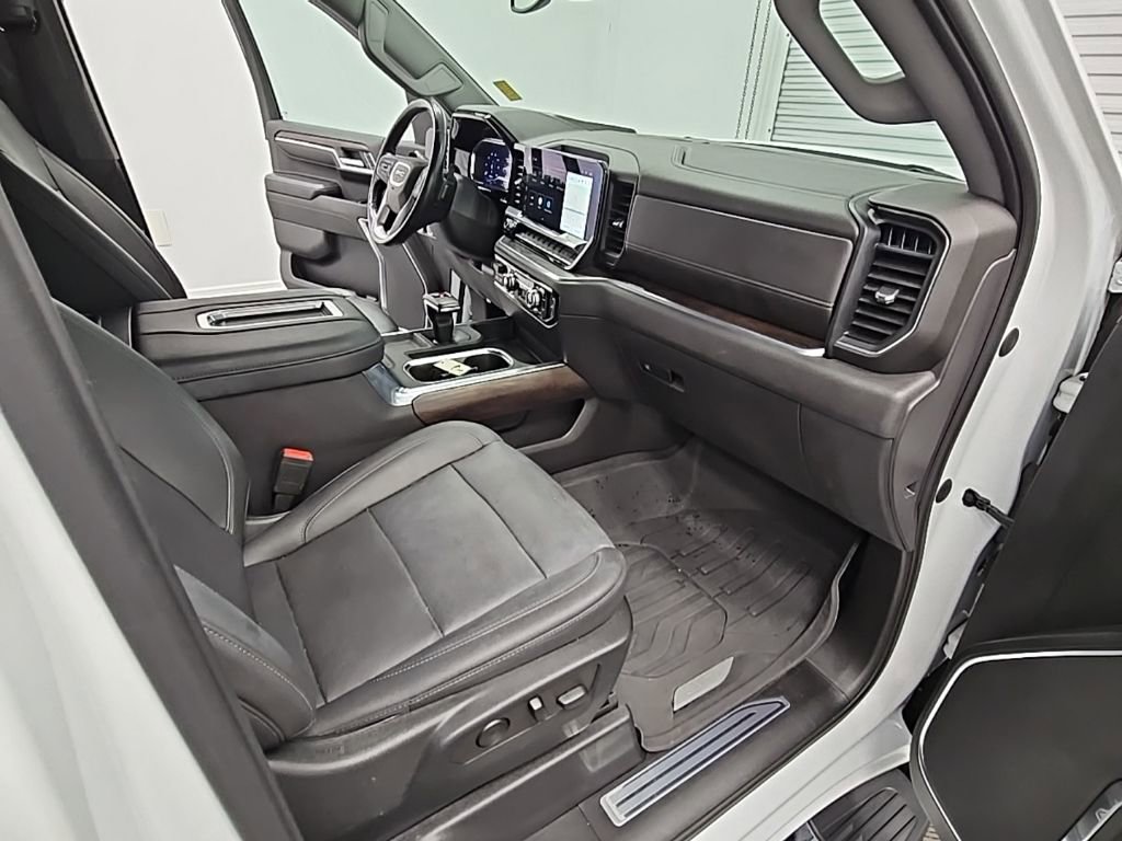 Used 2022 GMC Sierra 1500 SLT w/ SLT Premium Plus Package image 39