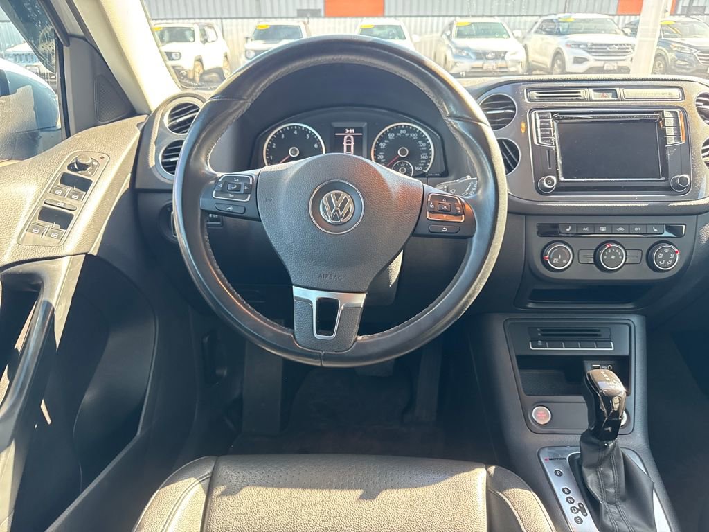 Used 2017 Volkswagen Tiguan S AWD/4WD image 13