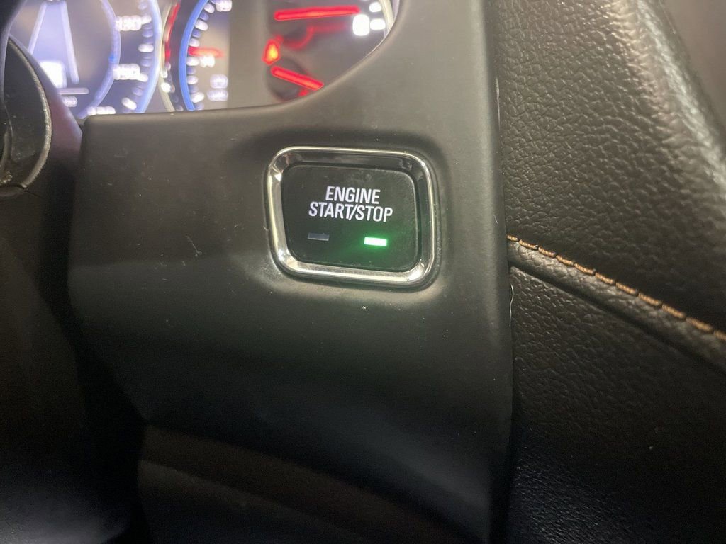 Used 2022 GMC Acadia AT4 image 11