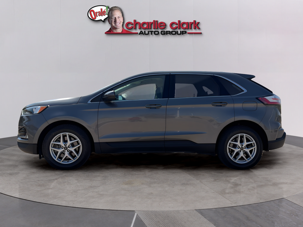 Used 2024 Ford Edge SEL w/ Convenience Package AWD/4WD image 2