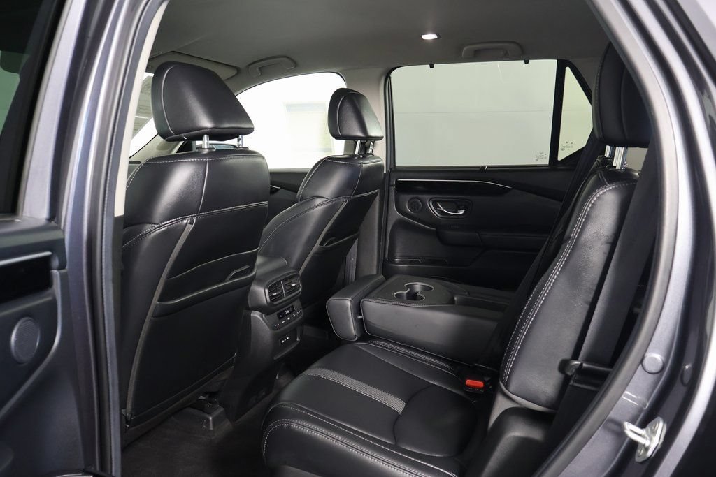 Used 2024 Honda Pilot EX-L image 11