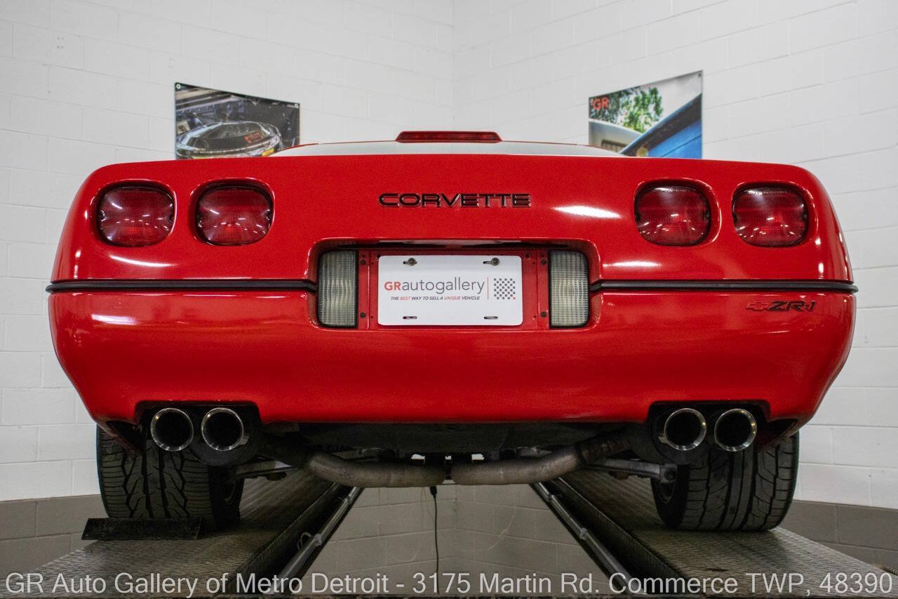 Used 1990 Chevrolet Corvette ZR-1 RWD image 21