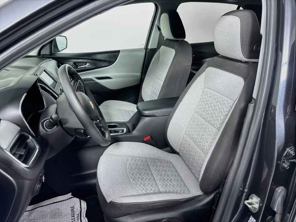 Used 2022 Chevrolet Equinox LS w/ LS Convenience Package FWD image 11